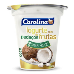 iogurte carolina com pedacos de coco e abacaxi