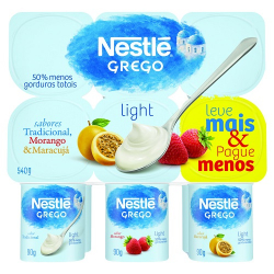 iogurte com polpa de frutas grego nestle light tradicional, morango e maracuja 540g